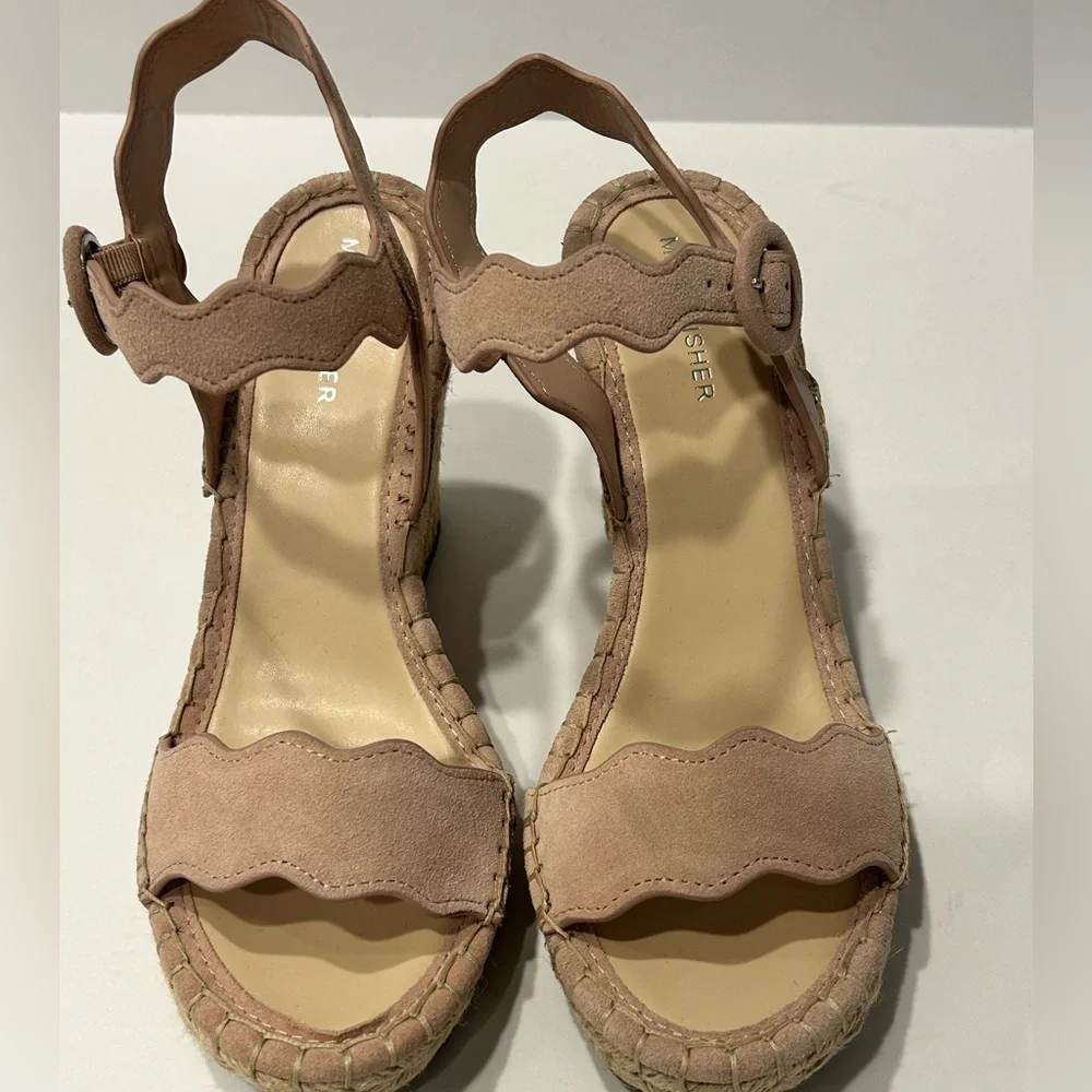 MARC FISHER wedges - size 9.5‎